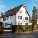 Gaestehaus Maeder - Dreiweltenkarte 게스트하우스 바트두르하임