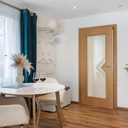 Gaestehaus Maeder - Dreiweltenkarte 3* באד דירהיים