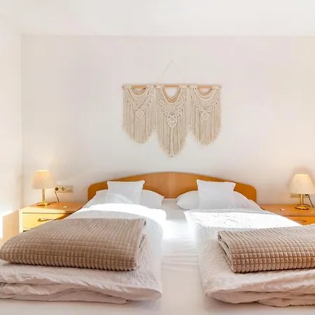 Gaestehaus Maeder - Dreiweltenkarte