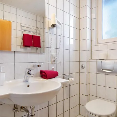 Gaestehaus Maeder - Dreiweltenkarte 3*