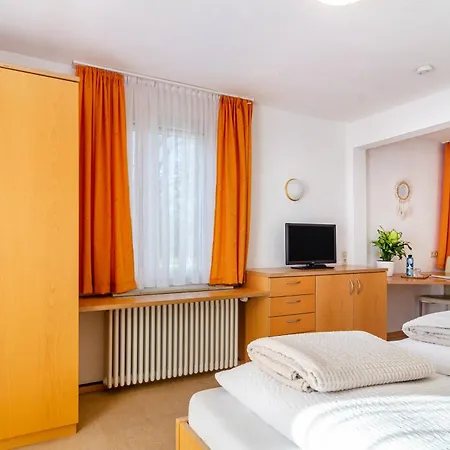 Gaestehaus Maeder - Dreiweltenkarte Konukevi Bad Dürrheim