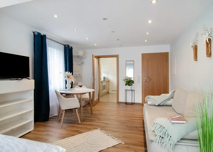 Gaestehaus Maeder - Dreiweltenkarte 3*